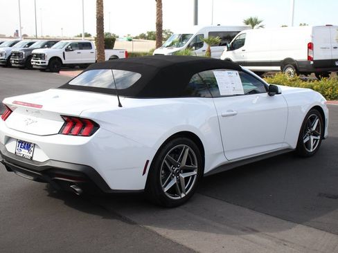 Certified 2025 Ford Mustang Convertible RWD image 8