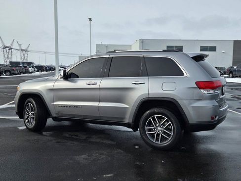 Used 2018 Jeep Grand Cherokee Limited image 15
