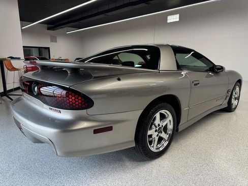 Used 2000 Pontiac Firebird Formula RWD image 16
