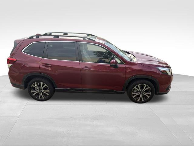 Used 2022 Subaru Forester Limited AWD/4WD image 2