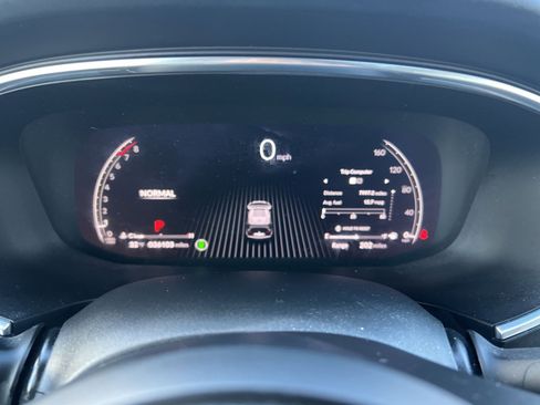 Used 2023 Acura MDX SH-AWD w/ Technology Package image 17