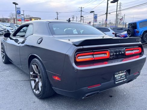 Used 2022 Dodge Challenger R/T Scat Pack w/ Dynamics Package image 6