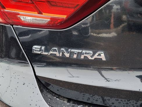 Used 2018 Hyundai Elantra Sport w/ Sport Premium Package 03 image 30