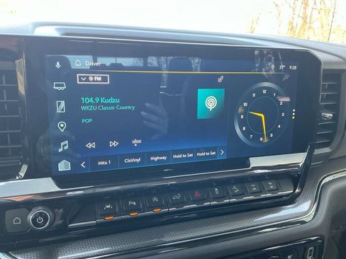 Used 2025 Chevrolet Silverado 1500 ZR2 w/ Technology Package image 18