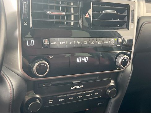 Used 2023 Lexus GX 460 Premium w/ Premium Package AWD/4WD image 16