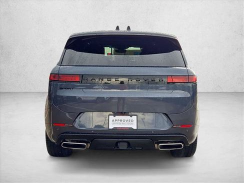 Used 2025 Land Rover Range Rover Sport Dynamic SE AWD/4WD image 7
