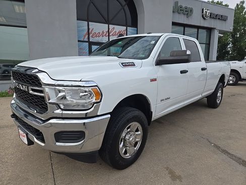 Used 2022 RAM 2500 Tradesman AWD/4WD image 2