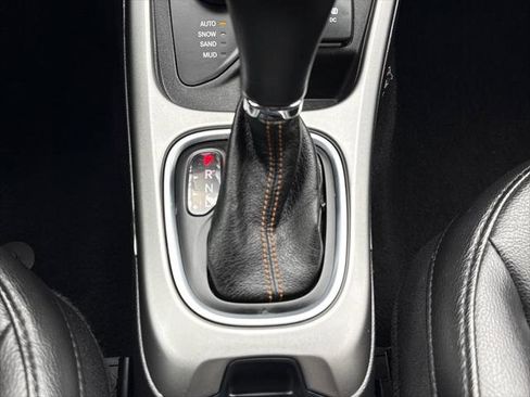 Used 2019 Jeep Compass Latitude AWD/4WD image 23