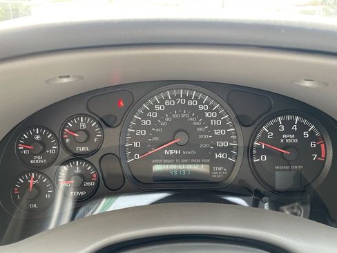 Used 2004 Chevrolet Impala SS w/ Preferred Equipment Group image 10