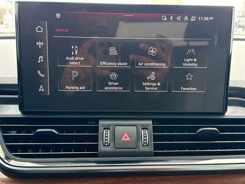 Used 2023 Audi Q5 2.0T Premium image 29