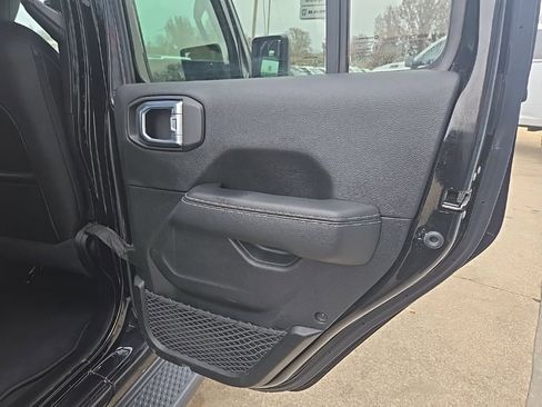 Used 2021 Jeep Gladiator Overland w/ Popular Equipment Package image 83