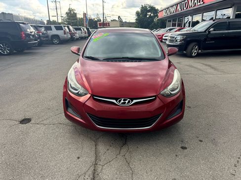Used 2016 Hyundai Elantra SE image 8