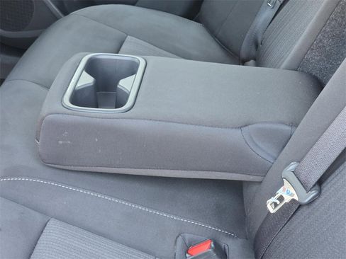 Used 2024 Nissan Altima 2.5 SV image 10