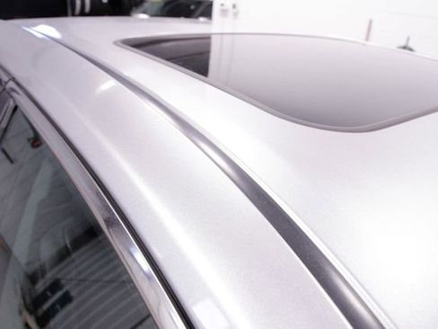 Used 2017 Toyota Camry XLE w/ Moonroof Package image 18