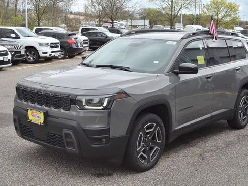 New 2026 Jeep Cherokee Laredo AWD/4WD image 4