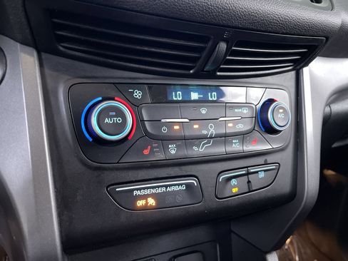Used 2019 Ford Escape SEL AWD/4WD image 17