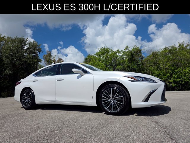 Used 2025 Lexus ES 300h w/ Premium Package FWD image 1