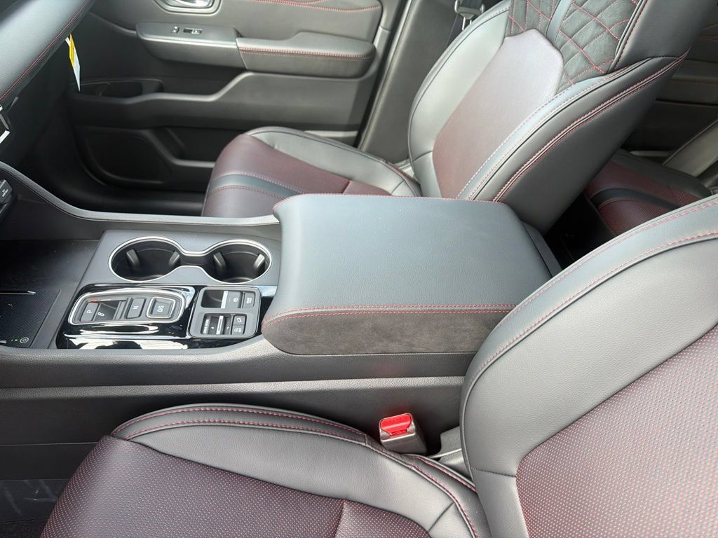 New 2026 Honda Pilot Black Edition image 24