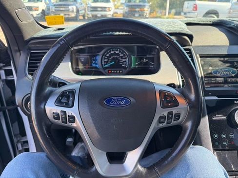 Used 2014 Ford Taurus SHO w/ Equipment Group 401A image 17