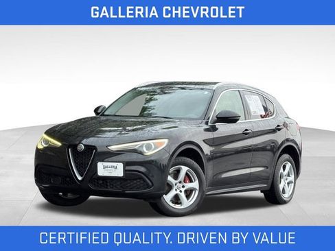Used 2019 Alfa Romeo Stelvio RWD image 2