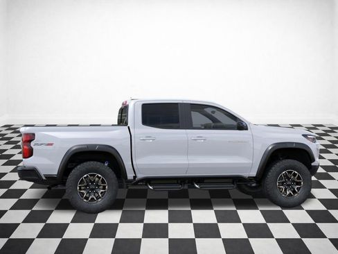 New 2026 Chevrolet Colorado ZR2 w/ Technology Package AWD/4WD image 5