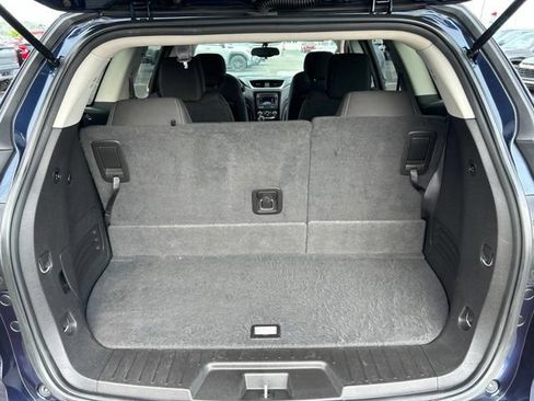 Used 2015 Chevrolet Traverse LT w/ Style and Technology Package FWD image 22