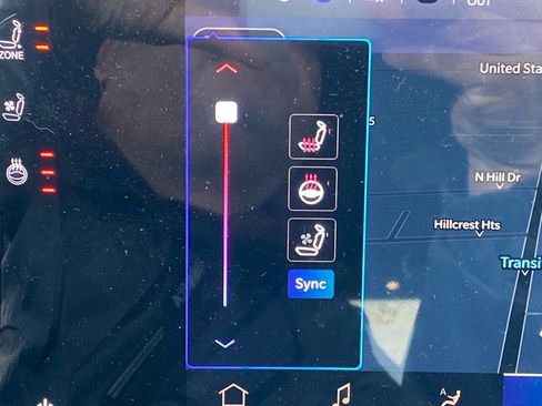 Used 2022 Jeep Wagoneer Series III w/ Premium Group I image 15