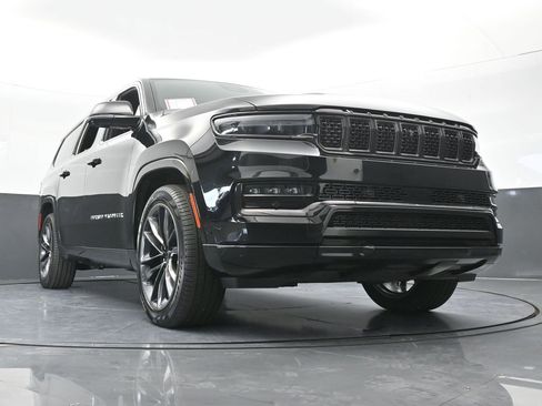 Used 2024 Jeep Grand Wagoneer L Series II w/ Quick Order Packagew 28T AWD/4WD image 70