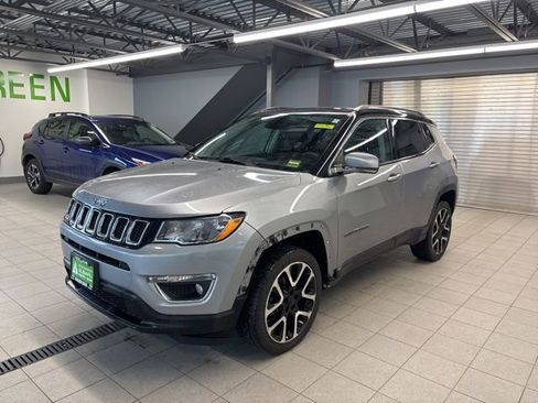 Used 2018 Jeep Compass Limited w/ Navigation Group image 3