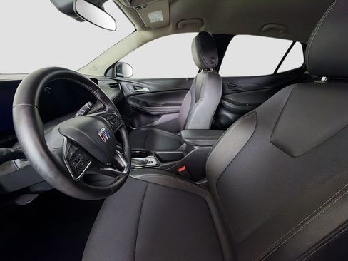 Used 2025 Buick Encore GX Preferred FWD image 13