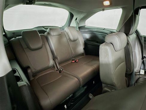 Used 2018 Honda Odyssey Touring image 29