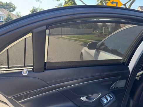 Used 2019 Mercedes-Benz S 450 Sedan image 16