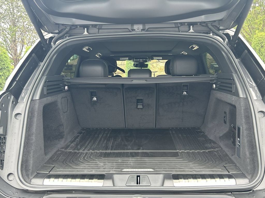 New 2026 Land Rover Range Rover Sport Dynamic SE AWD/4WD image 18