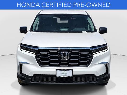 Used 2024 Honda Pilot LX image 2