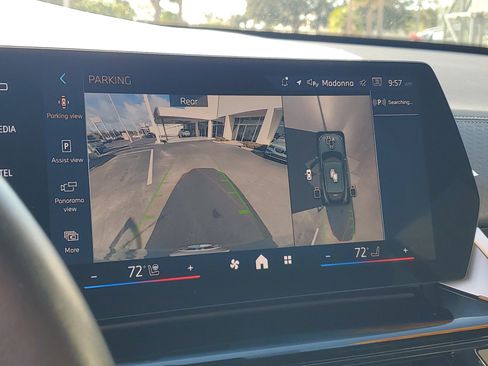 Used 2025 BMW X2 xDrive28i image 24