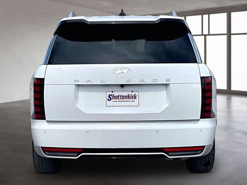 Used 2026 Hyundai Palisade Calligraphy FWD image 5