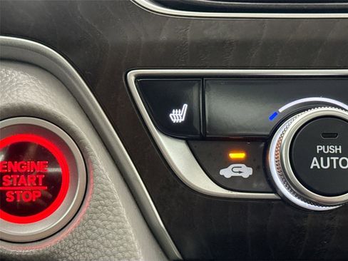 Used 2019 Honda Accord EX image 7