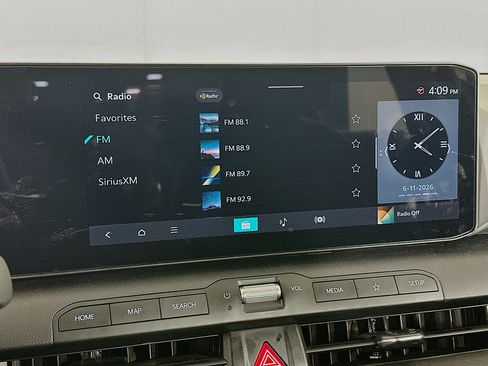 Used 2025 Kia K4 FWD image 21