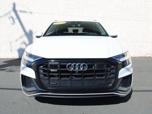 Used 2019 Audi Q8 Prestige w/ Luxury Package image 5