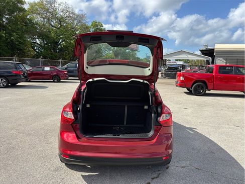 Used 2014 Ford Focus SE w/ SE Winter Package image 33