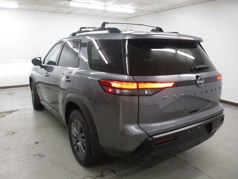 New 2026 Nissan Pathfinder SV AWD/4WD image 9