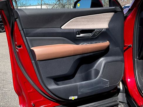 New 2026 Toyota Grand Highlander AWD image 10