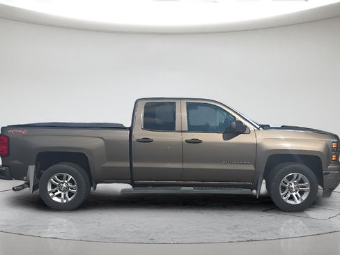 Used 2014 Chevrolet Silverado 1500 LT w/ All Star Edition AWD/4WD image 2