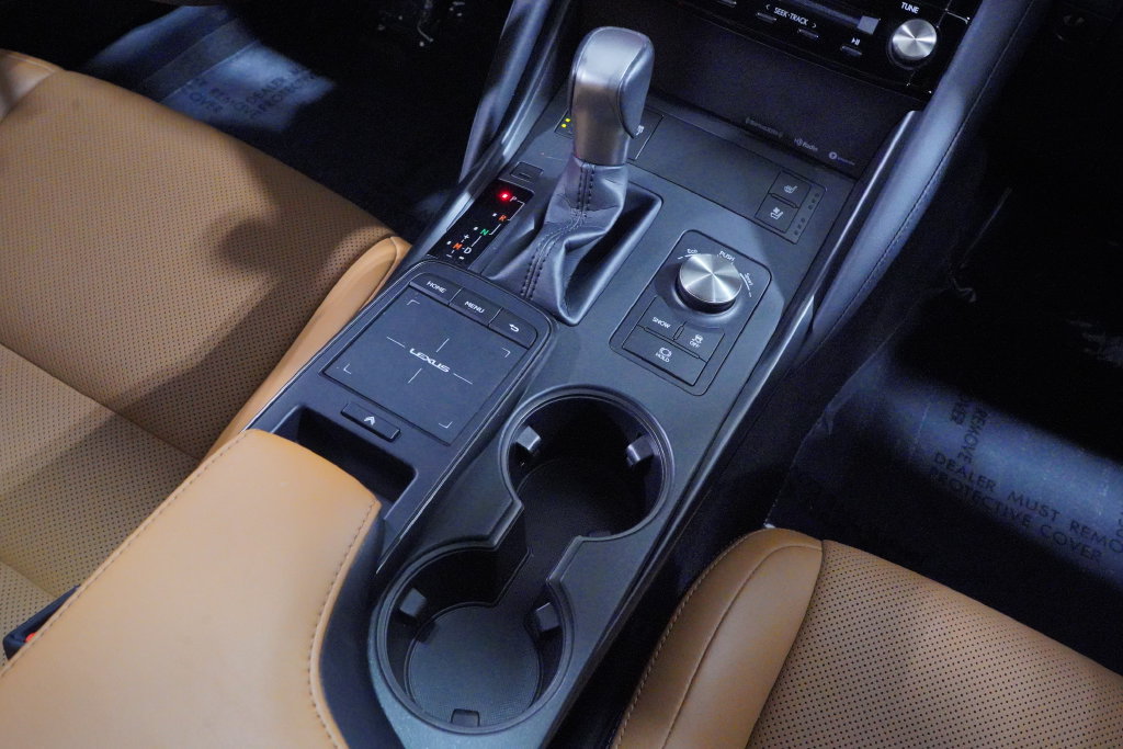 Used 2022 Lexus IS 300 w/ Premium Package RWD image 17