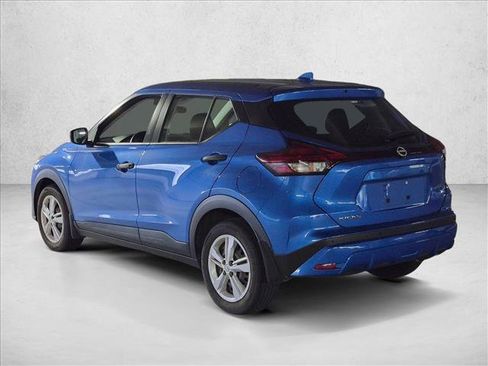 Used 2023 Nissan Kicks S FWD image 8