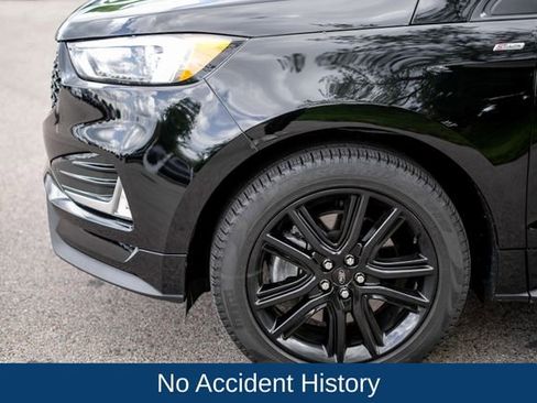 Used 2024 Ford Edge ST-Line w/ Class II Trailer Tow Package AWD/4WD image 9