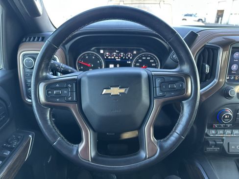 Used 2021 Chevrolet Silverado 2500 High Country w/ Z71 Off-Road Package image 18
