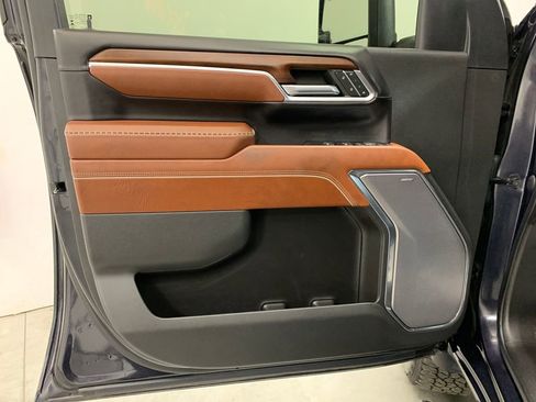 Used 2024 GMC Sierra 3500 Denali Ultimate image 5