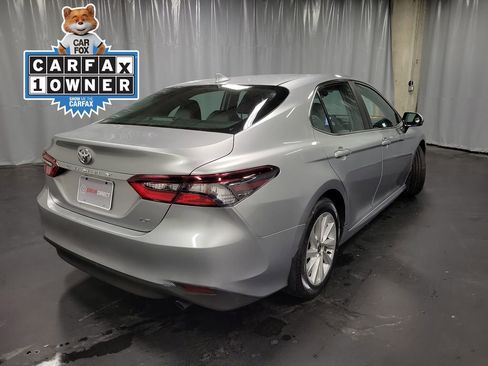 Used 2023 Toyota Camry LE image 8