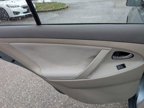 Used 2009 Toyota Camry image 17